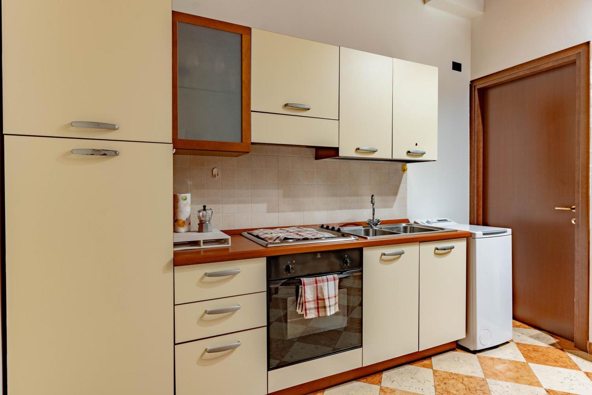 -Near Arena & Giuletta- Pet Friendly Mazzini Palace Verona Dış mekan fotoğraf