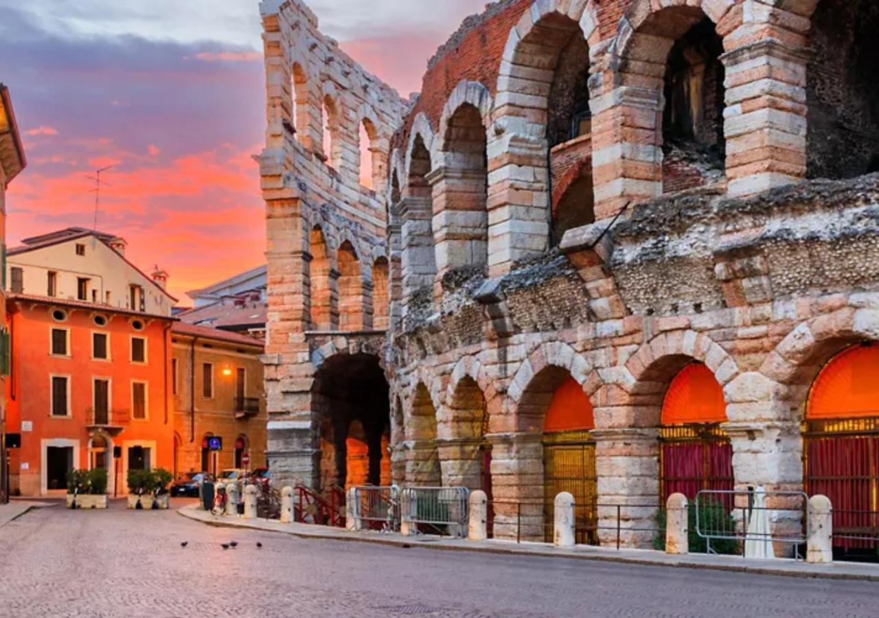 -Near Arena & Giuletta- Pet Friendly Mazzini Palace Verona Dış mekan fotoğraf