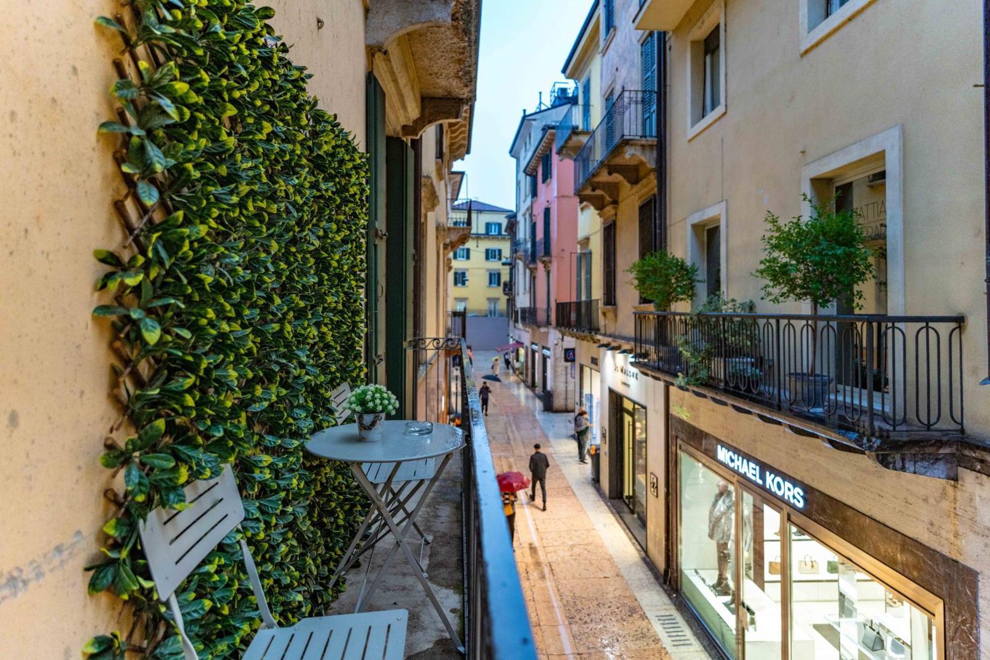 -Near Arena & Giuletta- Pet Friendly Mazzini Palace Verona Dış mekan fotoğraf