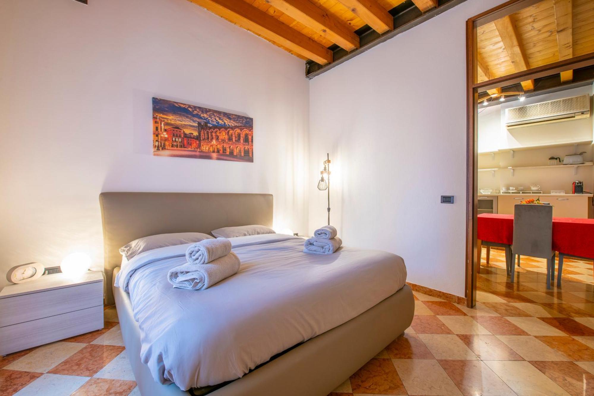 -Near Arena & Giuletta- Pet Friendly Mazzini Palace Verona Dış mekan fotoğraf