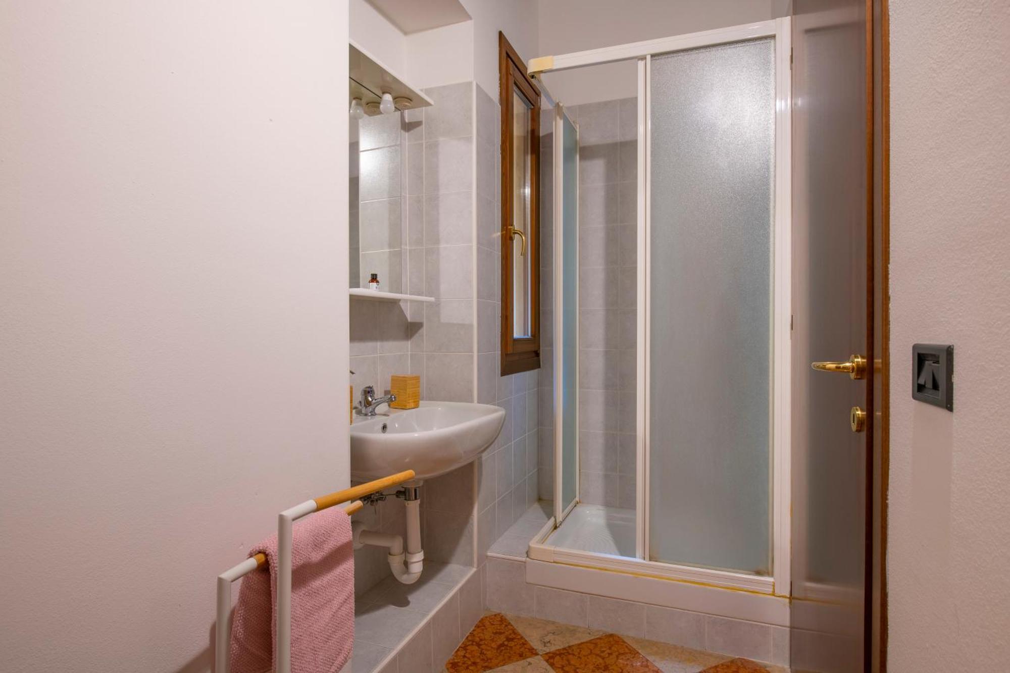 -Near Arena & Giuletta- Pet Friendly Mazzini Palace Verona Dış mekan fotoğraf